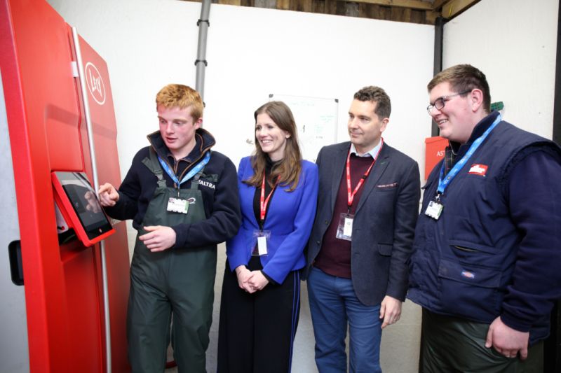 Politicians Praise Reaseheath During National Apprenticeship Week Reaseheath College - Mobile Abstract Designs for Desktop