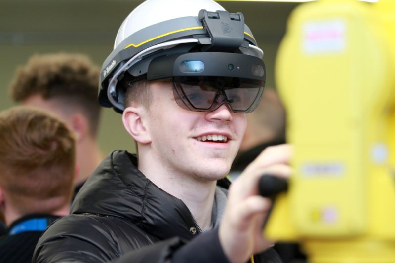 Advanced Construction Training Showcased At Reaseheath Event Reaseheath College - Modern Mountain Art - Full HD