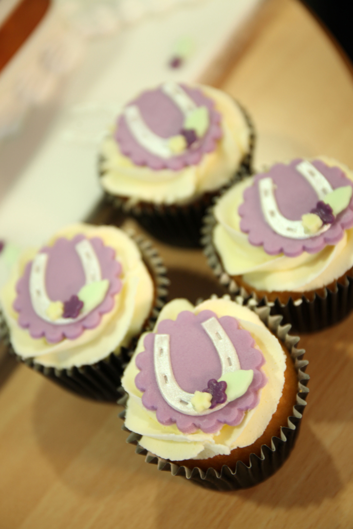 Bakery Students And Staff Create Cake For Royal Occasion Reaseheath College - HD Vintage Wallpapers for Desktop