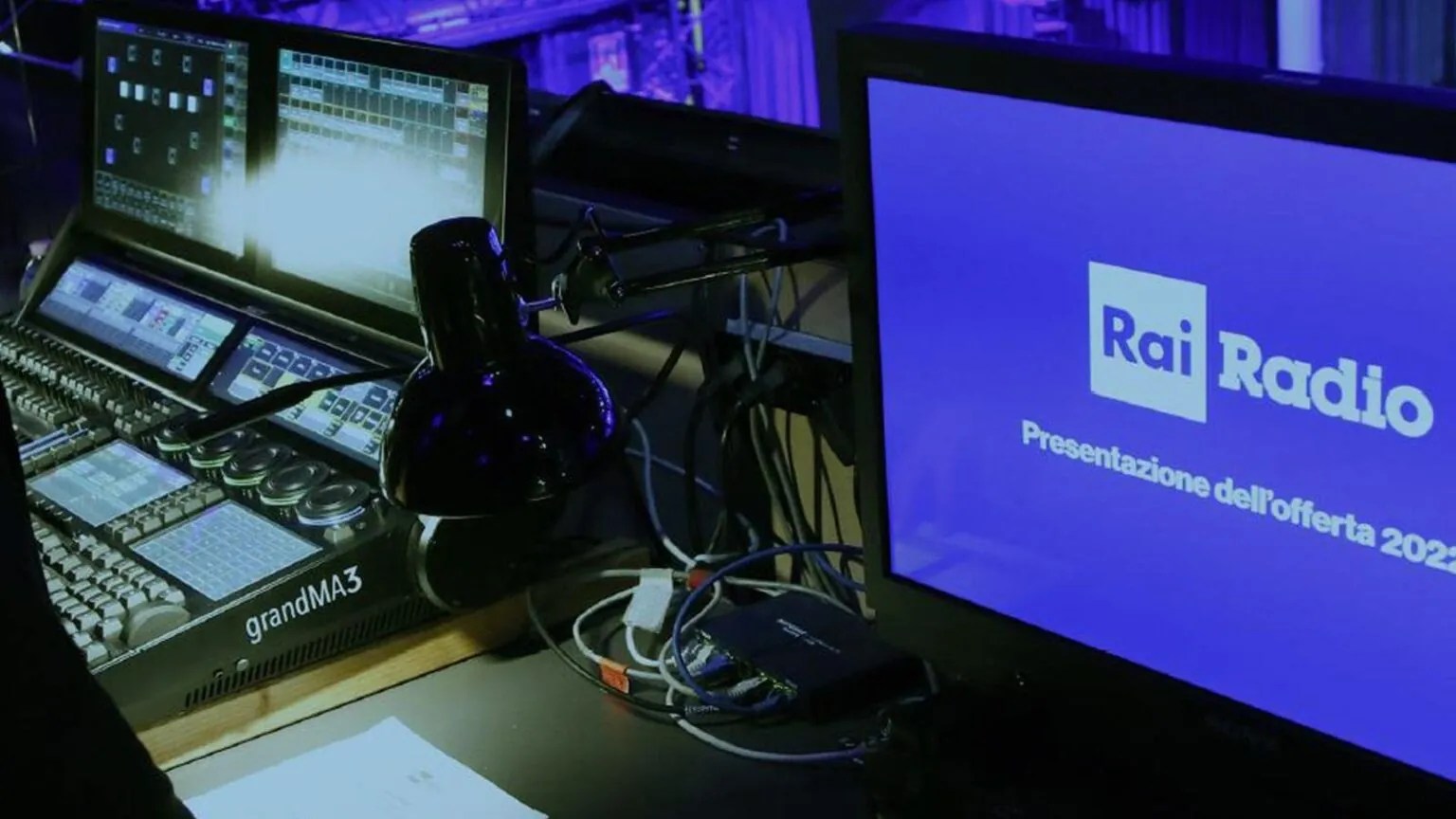 RADIO