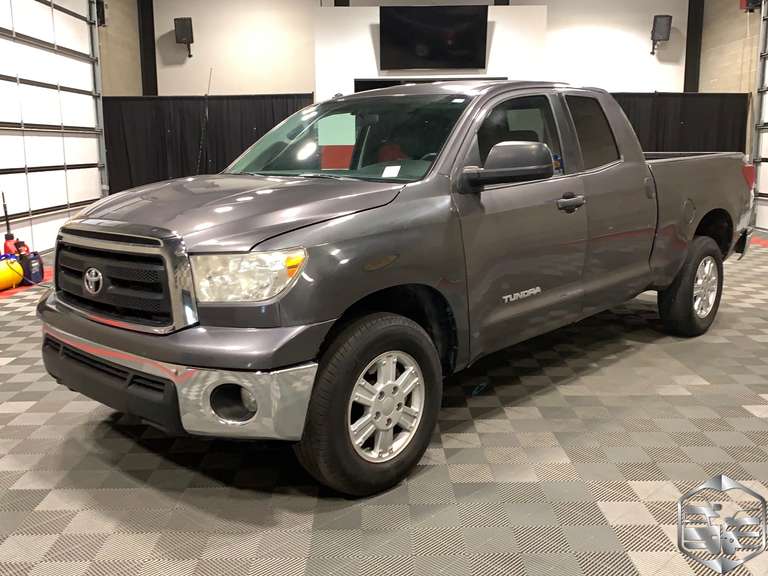 2012 toyota tundra