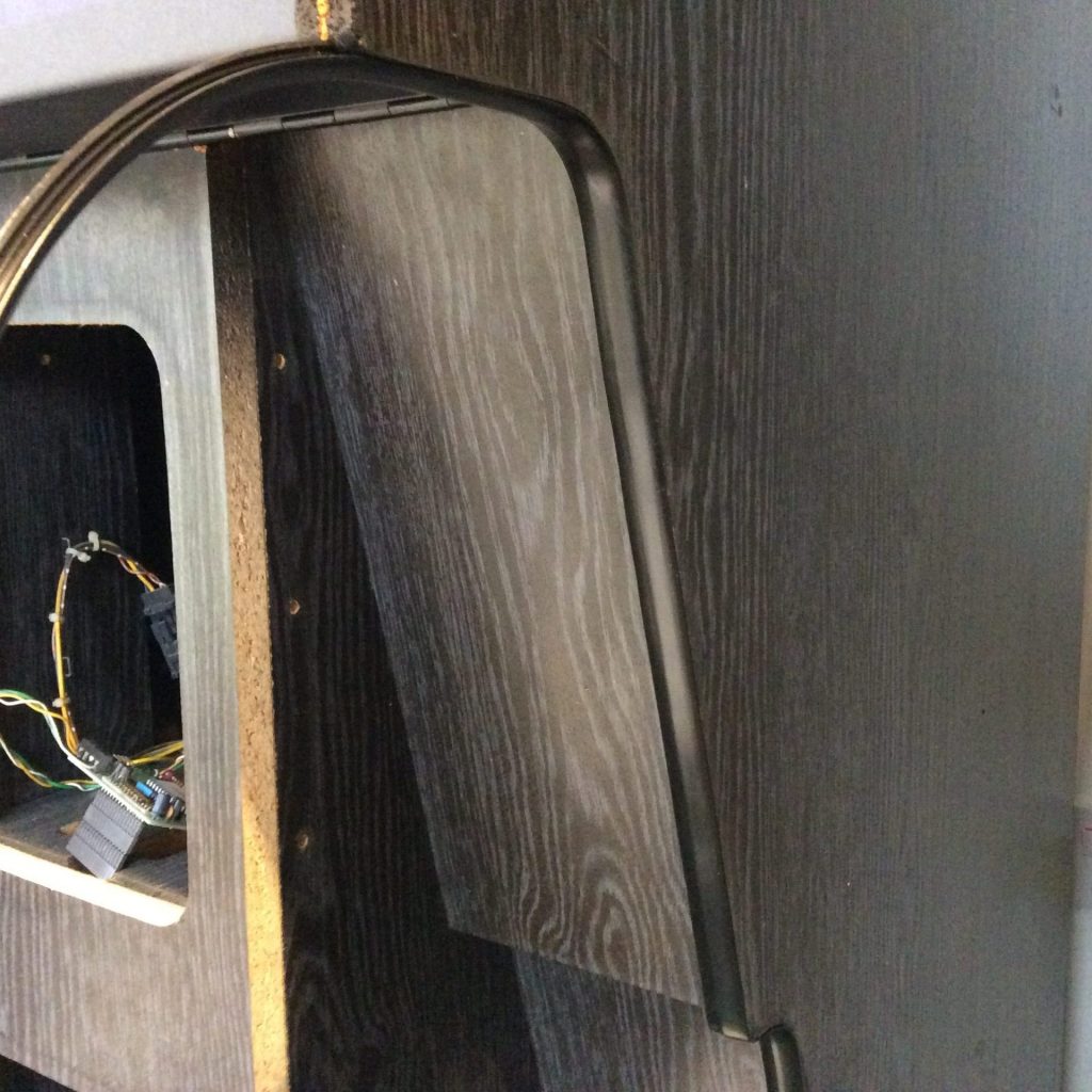 Bas arcade cabinet with new T molding
