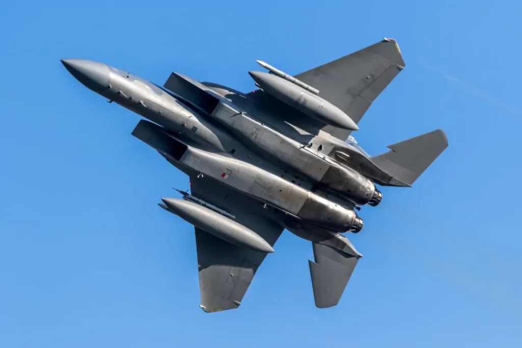 Aerospacxe-defense-jet-2