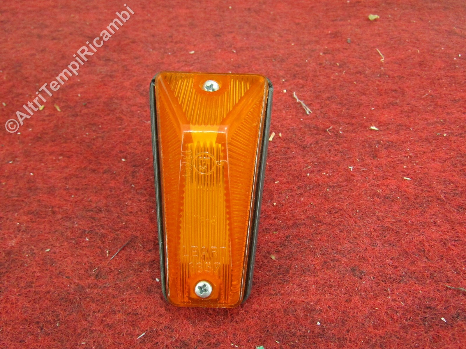 FRECCIA FANALINO LATERALE RENAULT R6 - R12 1657