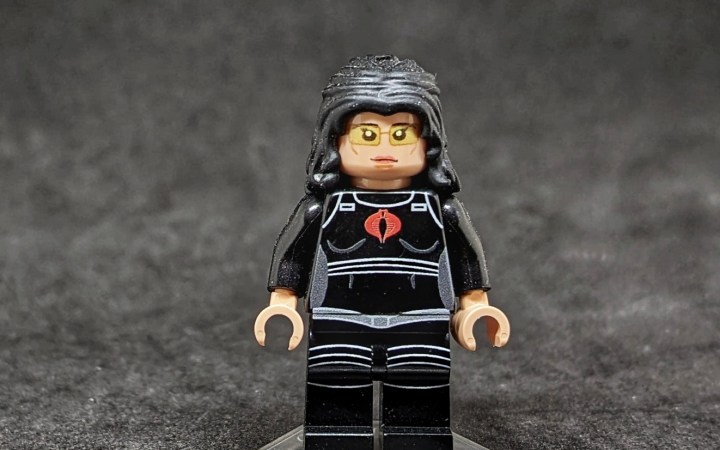 Custom LEGO G.I. JOE Baroness