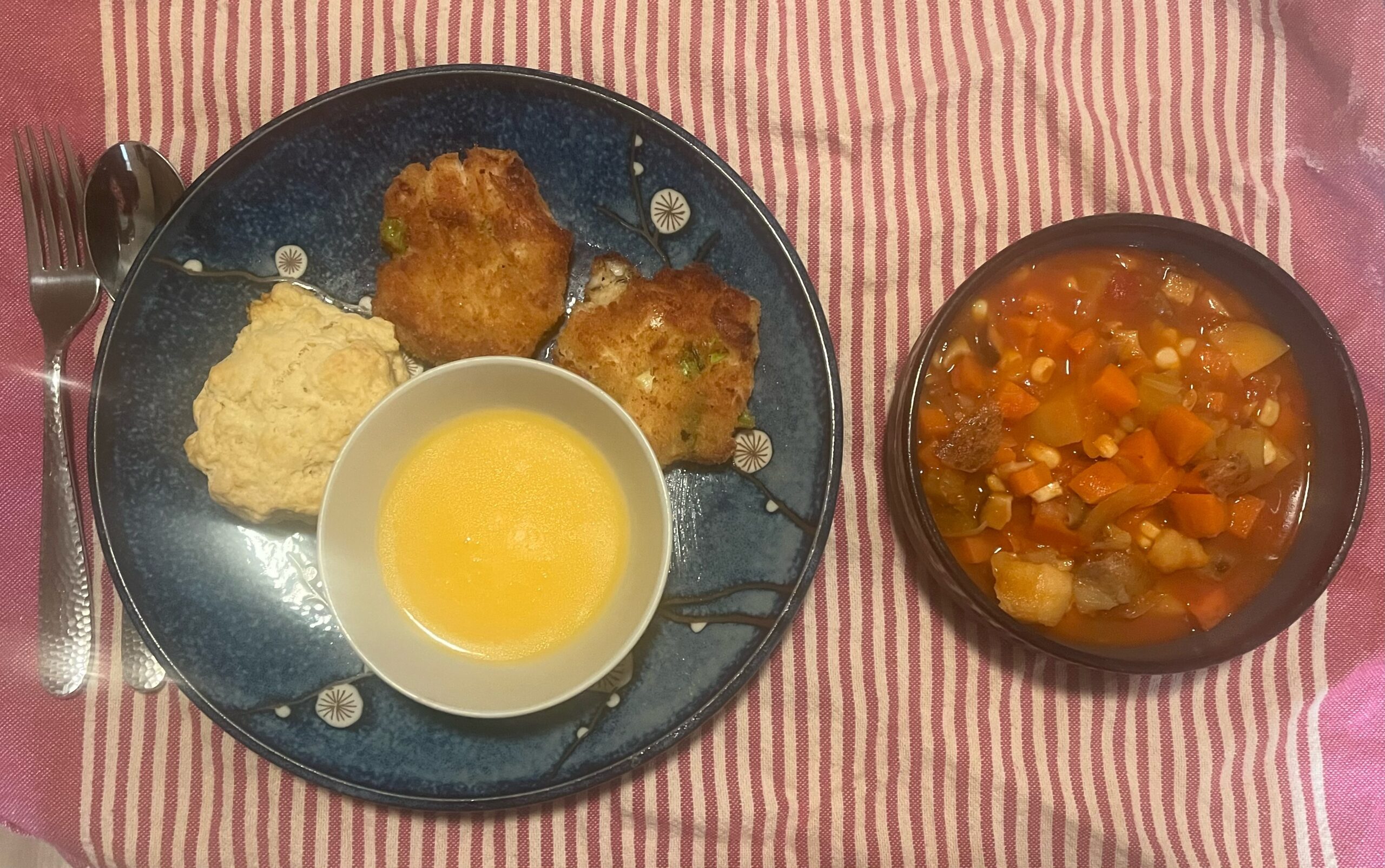mirelurk cakes, vegetable soup, razorgrain biscuits, homemade aioli - the shovelhead supper
