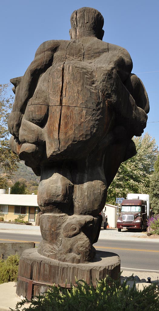 Ca and transferred my way through many other california stores. California Paul Bunyan Statues | RoadsideArchitecture.com