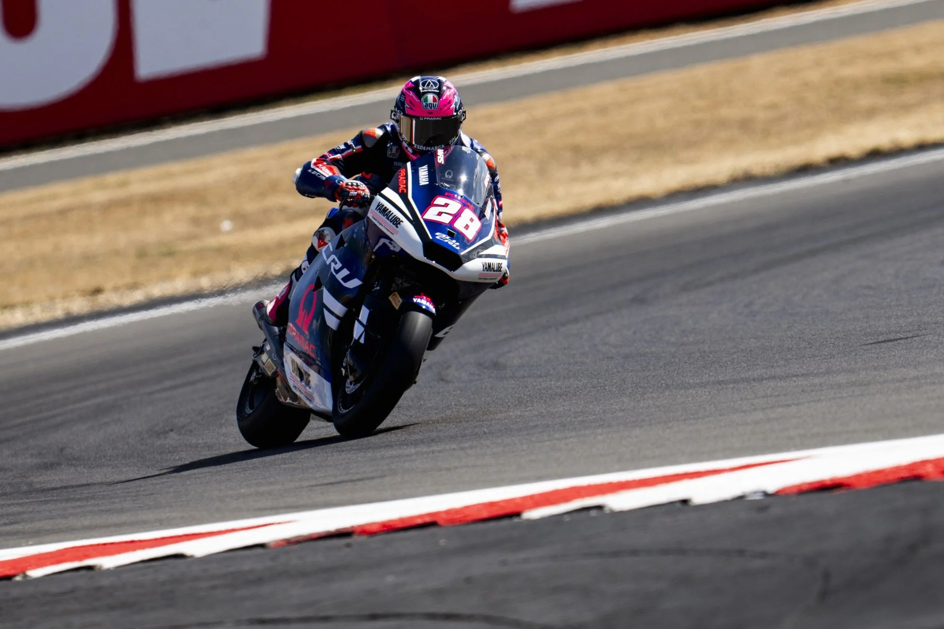 Moto2 Silverstone Practice: Guevara's Top Performance (2026)