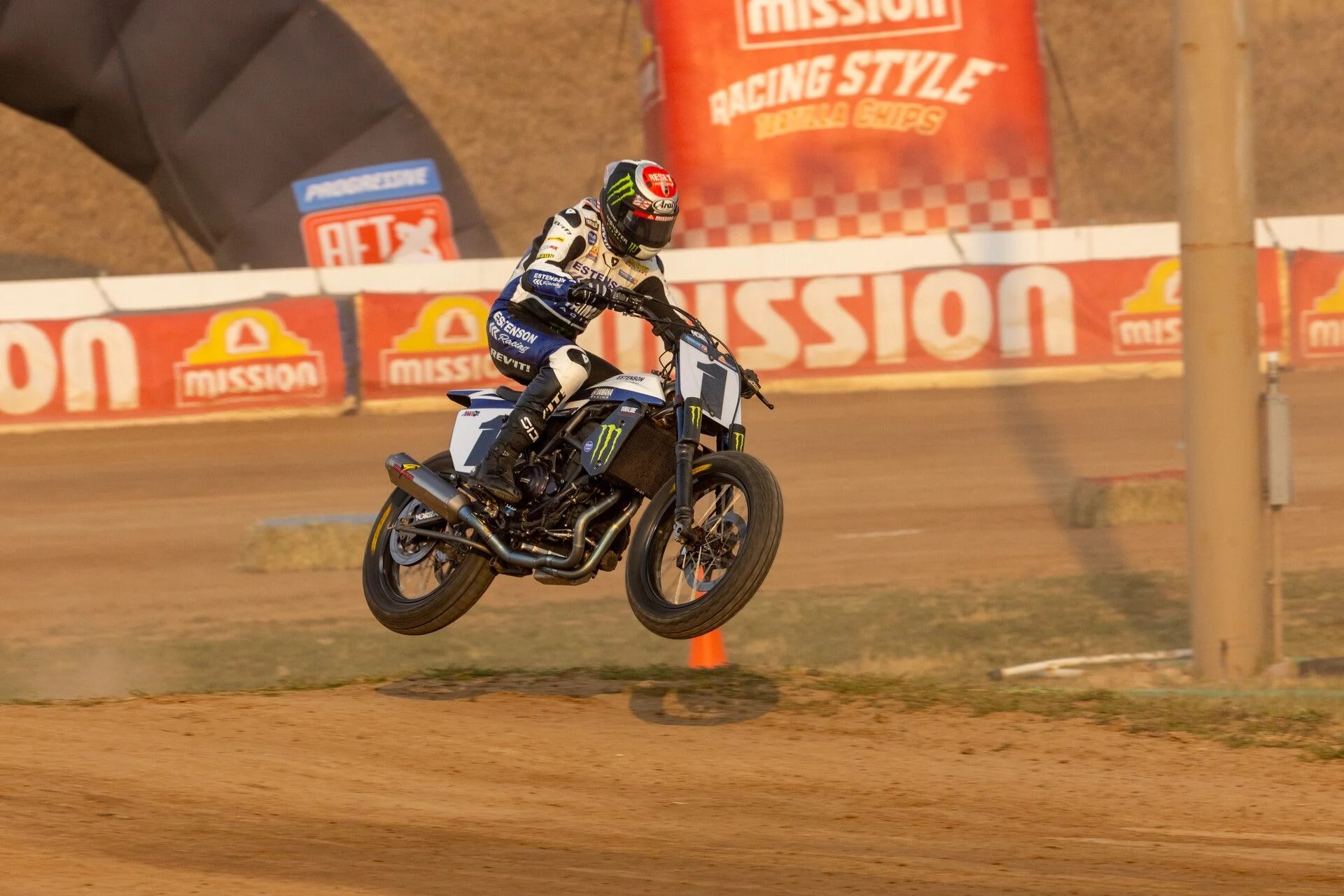 Dallas Daniels Dominates Jackpine Gypsies TT: American Flat Track 2026 (2026)