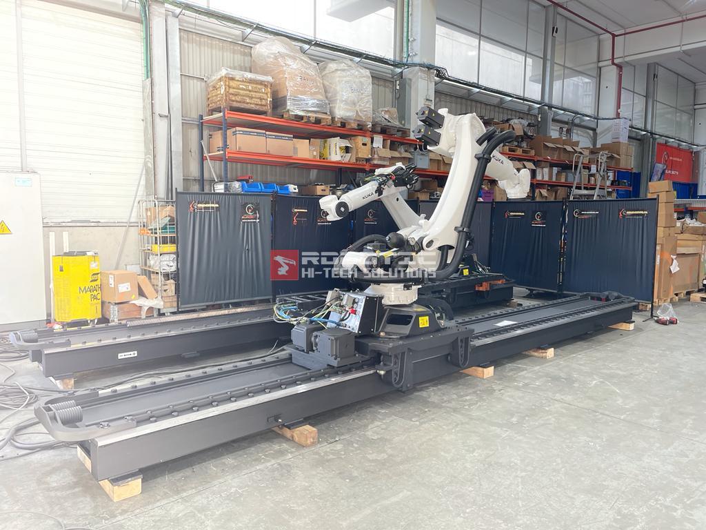 KUKA KR 210 R2700 C4 ON LINEAR TRACK | Robotic Hitech Solutions