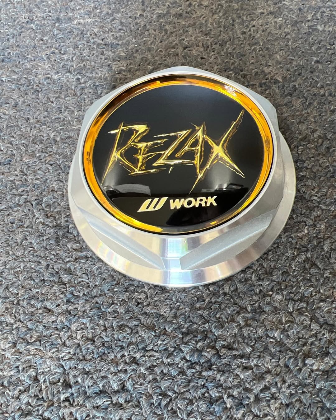 RIZ rez スピキュールダイヤ　３本 Work Rezax 1 Center Caps | Brand New Gold & Black