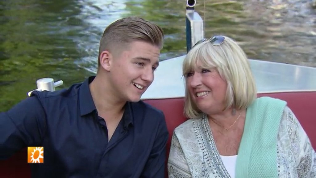 Lee towers ruth jacott john de bever john west henk dissel rene karst wilbert pigmans de alpenzusjes tickets. Willeke neemt clip op met Mart Hoogkamer | RTL Boulevard