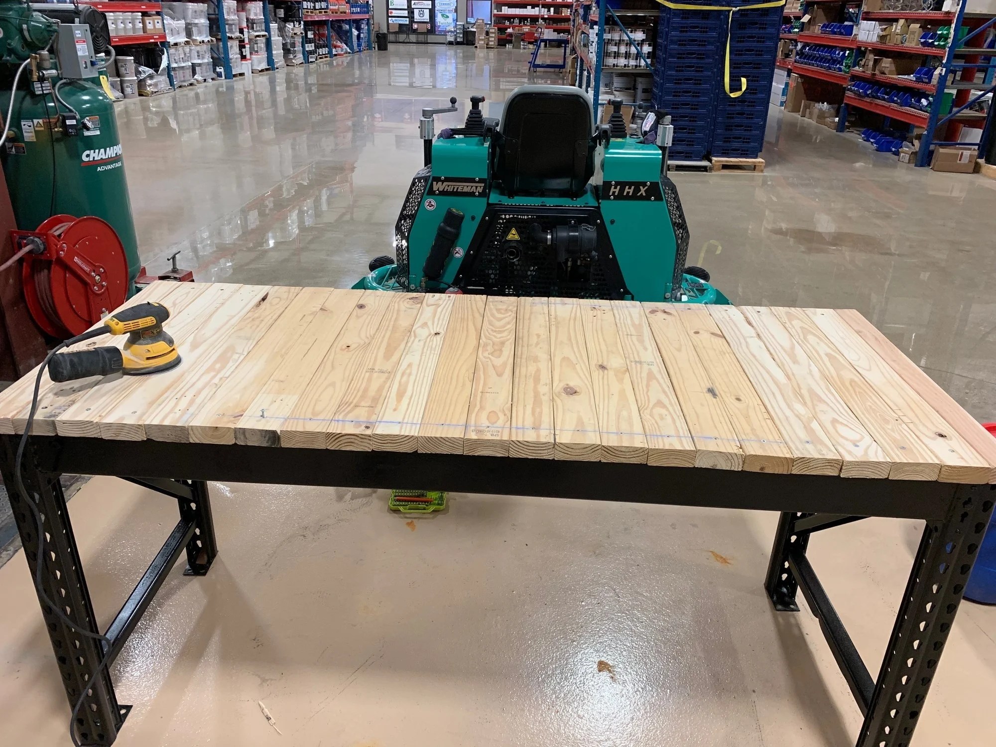 How To Build a DIY Epoxy TableTop Workbench
