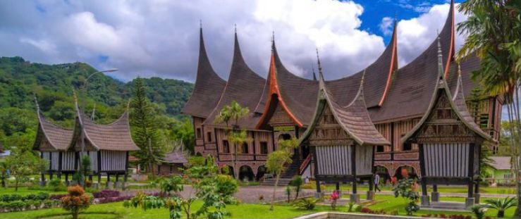 Nama lain dari rumah adat gadang . 34 Rumah Adat Provinsi Di Indonesia Dengan Gambar Blog Ruparupa