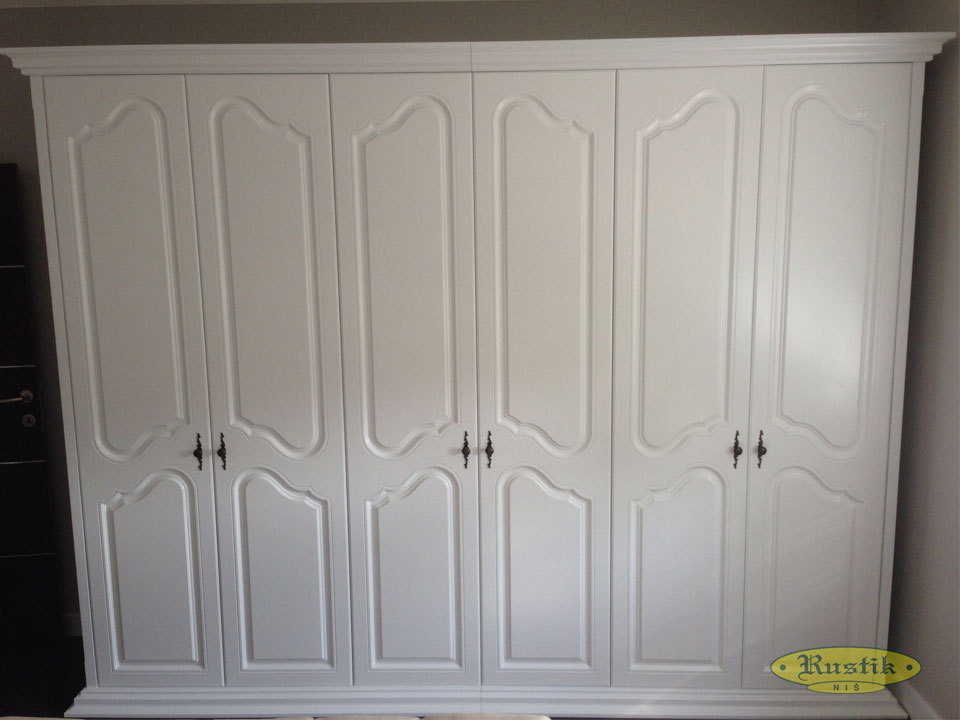 Veoma je važno da predsoblje, koje ostavlja prvi utisak o vašem domu, uredite tako da izazove osećaj prijatnosti svakome ko kroči u vašu kuću. Plakari I Ormari Arhive Stranica 3 Od 3 Rustik Izrada Namestaja Po Meri Za Stambene I Poslovne Prostore UreÄ'enje Enterijera