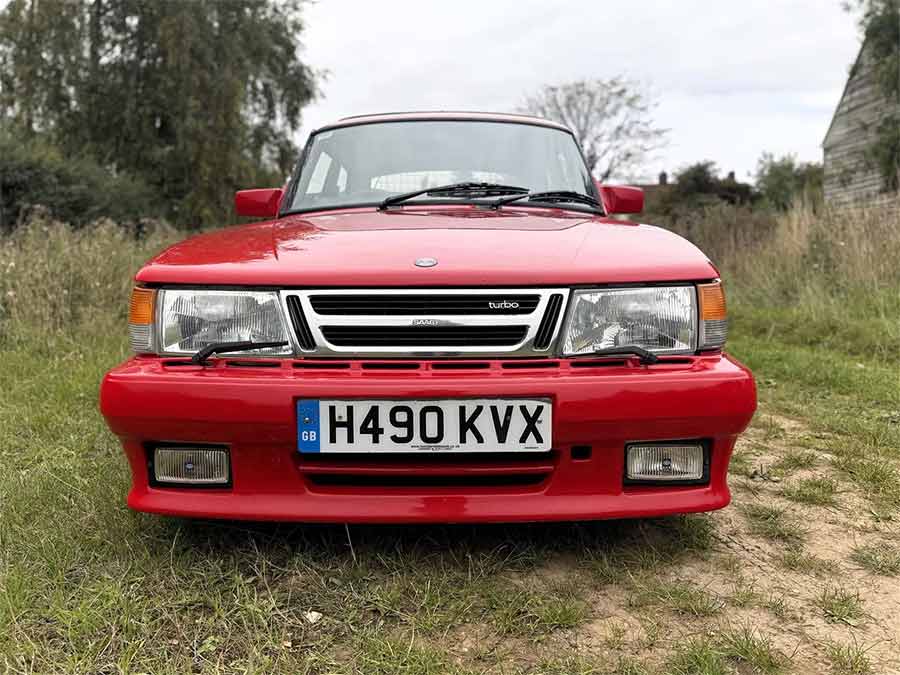 Quarter-Million Mile Legend: This 1991 Saab 900 Carlsson Proves