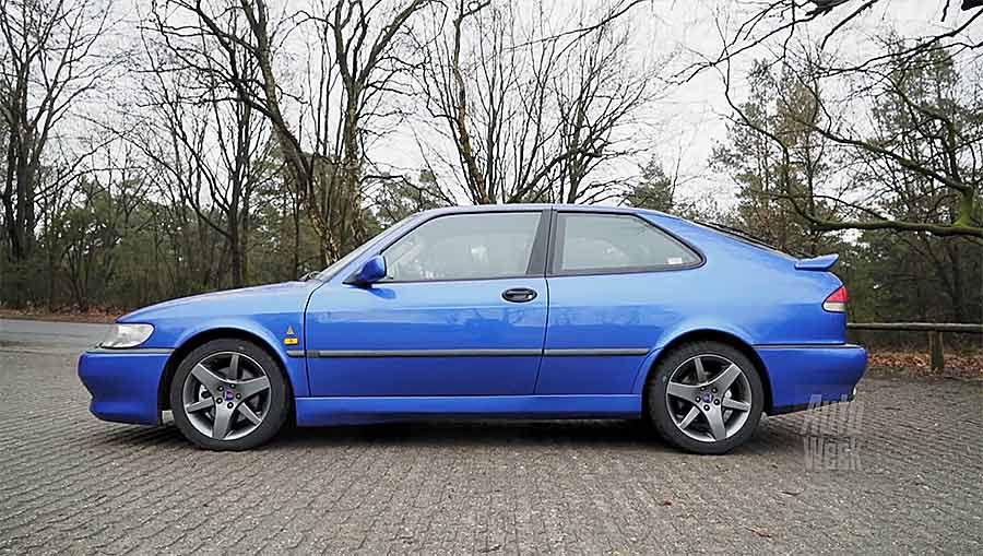 Lightning Strikes Twice: Gerrit Jan Hallink's Saab 9-3 Viggen With