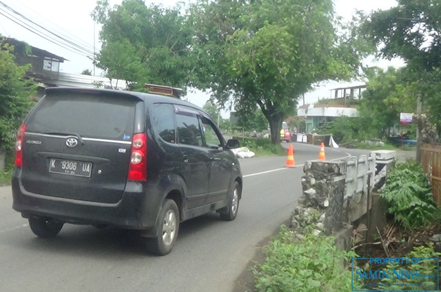 Feb 20, 2021 · itulah yang dapat kami bagikan terkait contoh agenda kembar surat masuk dan keluar. Samin News - Kendati Tidak Ambrol, Satu Jembatan Kembar ...