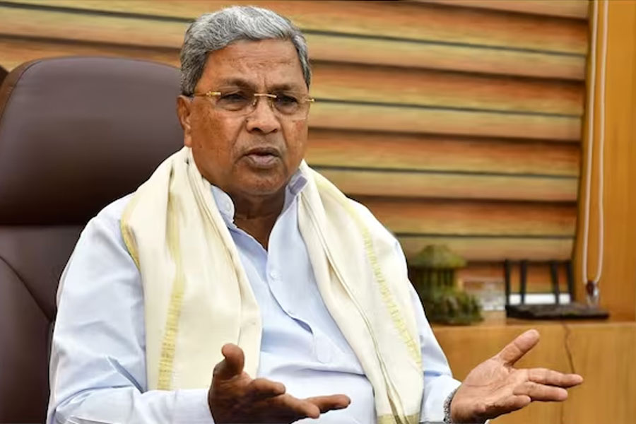 দু’তিন মাসের মধ্যেই কুরসি হারাবেন সিদ্দারামাইয়া! জল্পনা উসকে দিলেন কংগ্রেসেরই বিধায়ক