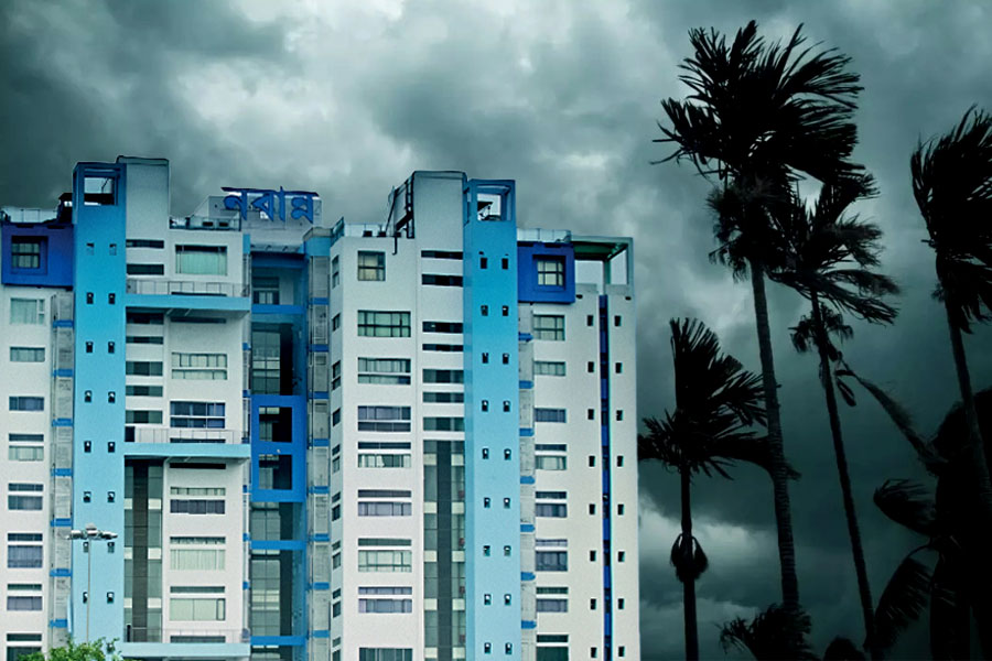 বর্ষায় বিপদ রুখতে রাজ্য-কেন্দ্র সমন্বয়ে জোর, নবান্নের বৈঠকে দিকনির্দেশ মুখ্যসচিবের