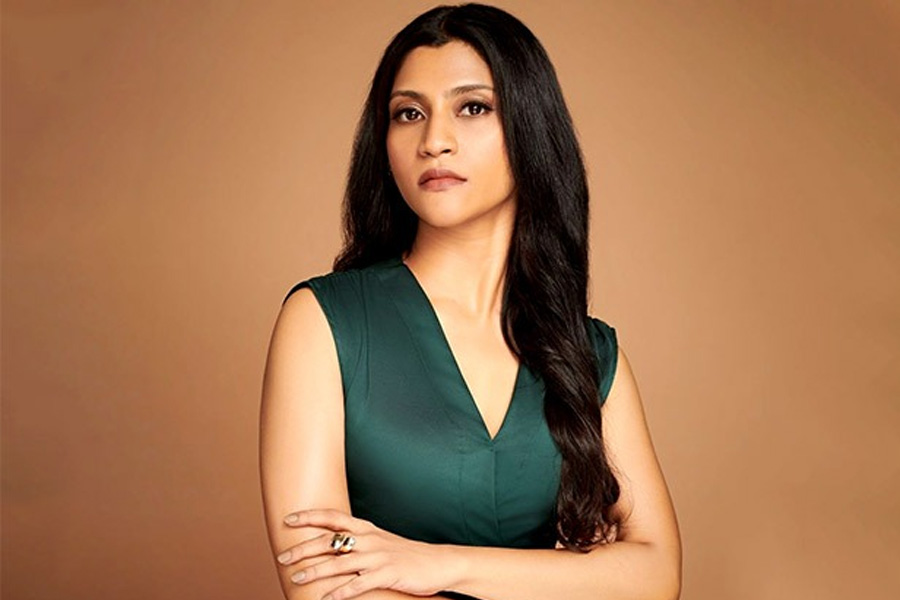 ‘পুরুষরা খালি খাবার খেয়ে উঠে যাবেন’, পিতৃতান্ত্রিক সমাজব্যবস্থার বিরুদ্ধে প্রশ্ন কঙ্কনার