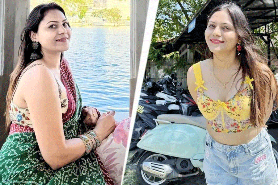 পাক হাই কমিশনের ইফতার পার্টিতেও জ্যোতি! সুন্দরী ইউটিউবারকে নিয়ে রহস্য বাড়ছে