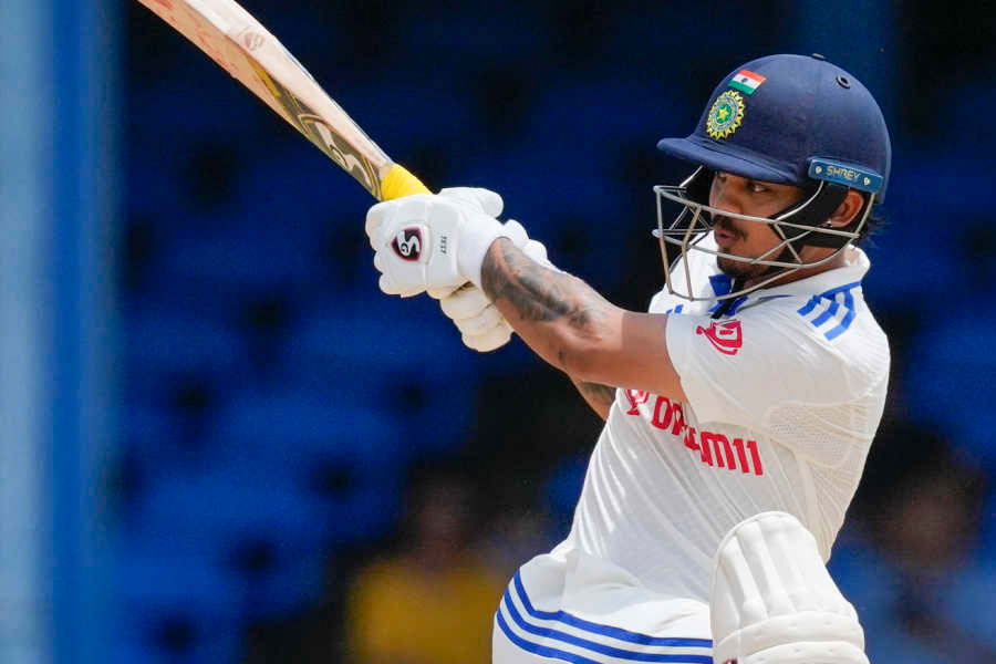 জাতীয় দলে ব্রাত্য, গিলদের সিরিজ চলাকালীনই ইংল্যান্ডে খেলতে গেলেন ঈশান কিষান