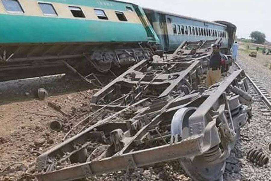 বালোচিস্তানের জাফার এক্সপ্রেস ফের হামলা, ভয়ংকর বিস্ফোরণে লাইনচ্যুত ৬টি কামরা