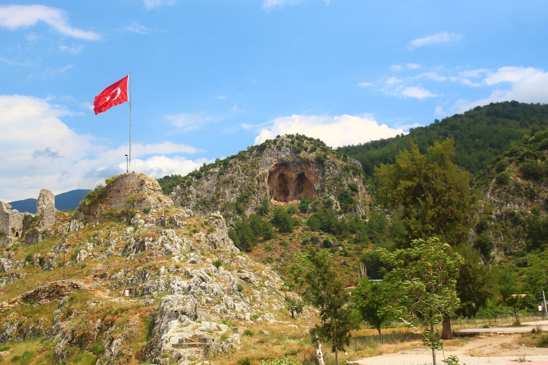 turkiyenin-en-keyifli-doga-yuruyus-rotalari-ve-tuyolari