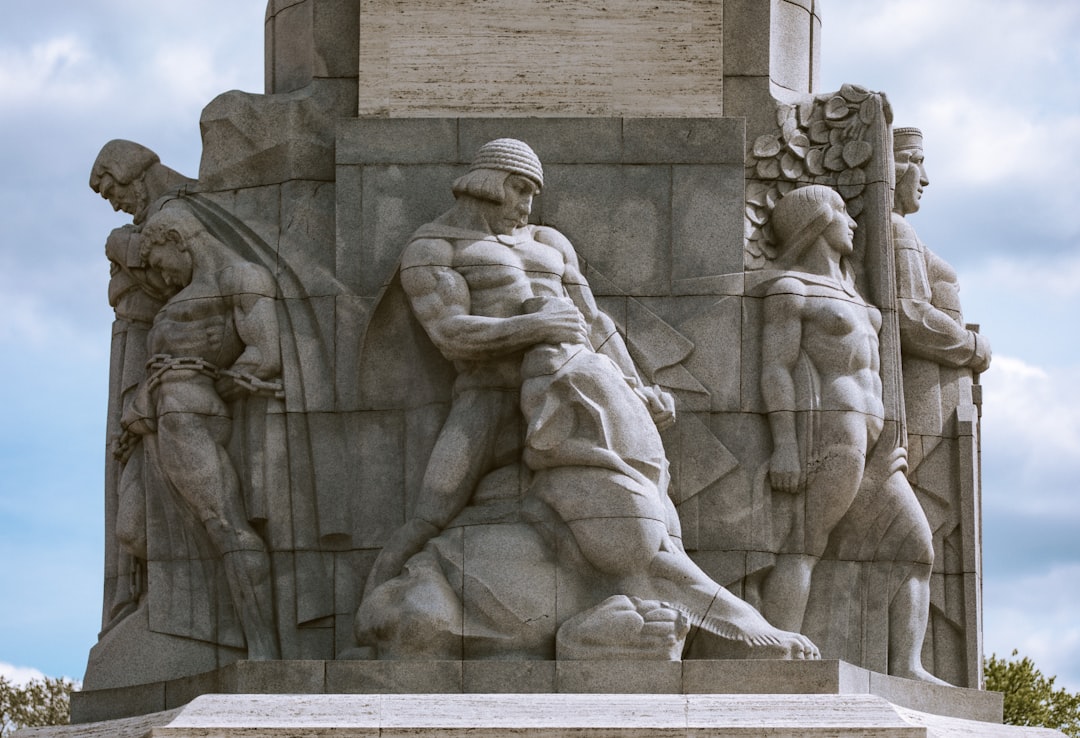tarihte-iz-birakan-savas-stratejileri-ve-gunumuz-askeri-taktiklerine-etkileri