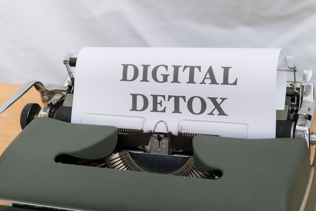 dijital-detoks-teknolojinin-sagligimiz-uzerindeki-etkileri-ve-iyilestirici-yontemler