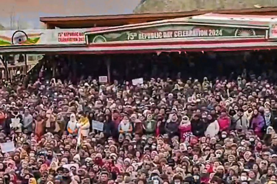 Ladakh Protest : स्टेटहुड के लिए लद्दाख के जेनजी का हिंसक प्रदर्शन