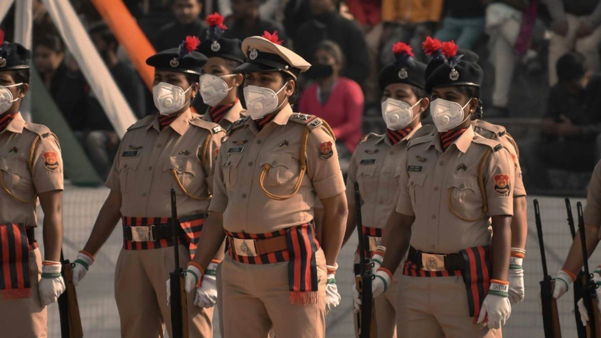 क्या हो जब पुलिस को बुलाना पड़ जाए
