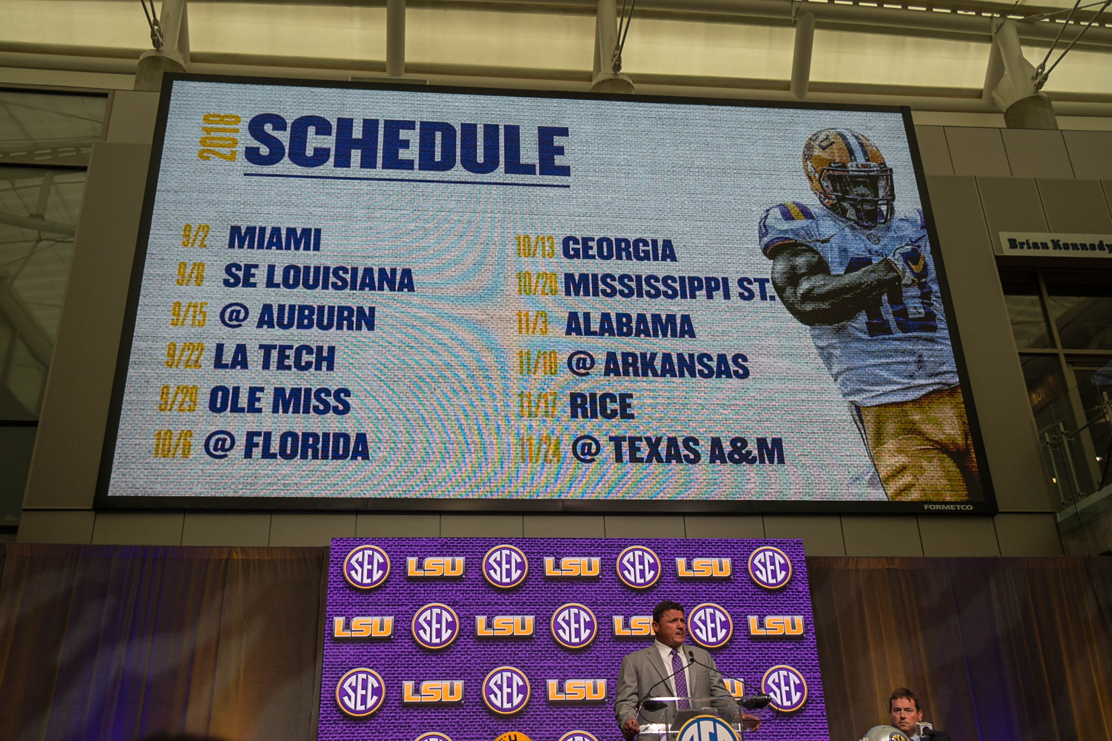 Bet the under: lsu's under win total number being bet like crazy