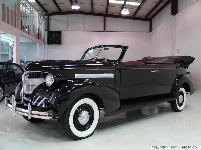 1939 CHEVROLET MASTER 85 LIMOUSINE CONVERTIBLE – Daniel Schmitt