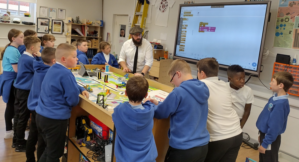 Primary 6 Digital Schoolhouse Coding Sessions - Classic Dark Design - HD