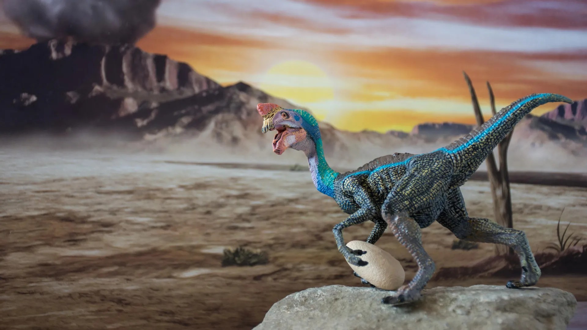 Unraveling the 70-Million-Year-Old Mystery: How Oviraptors Hatched Their Eggs (2026)