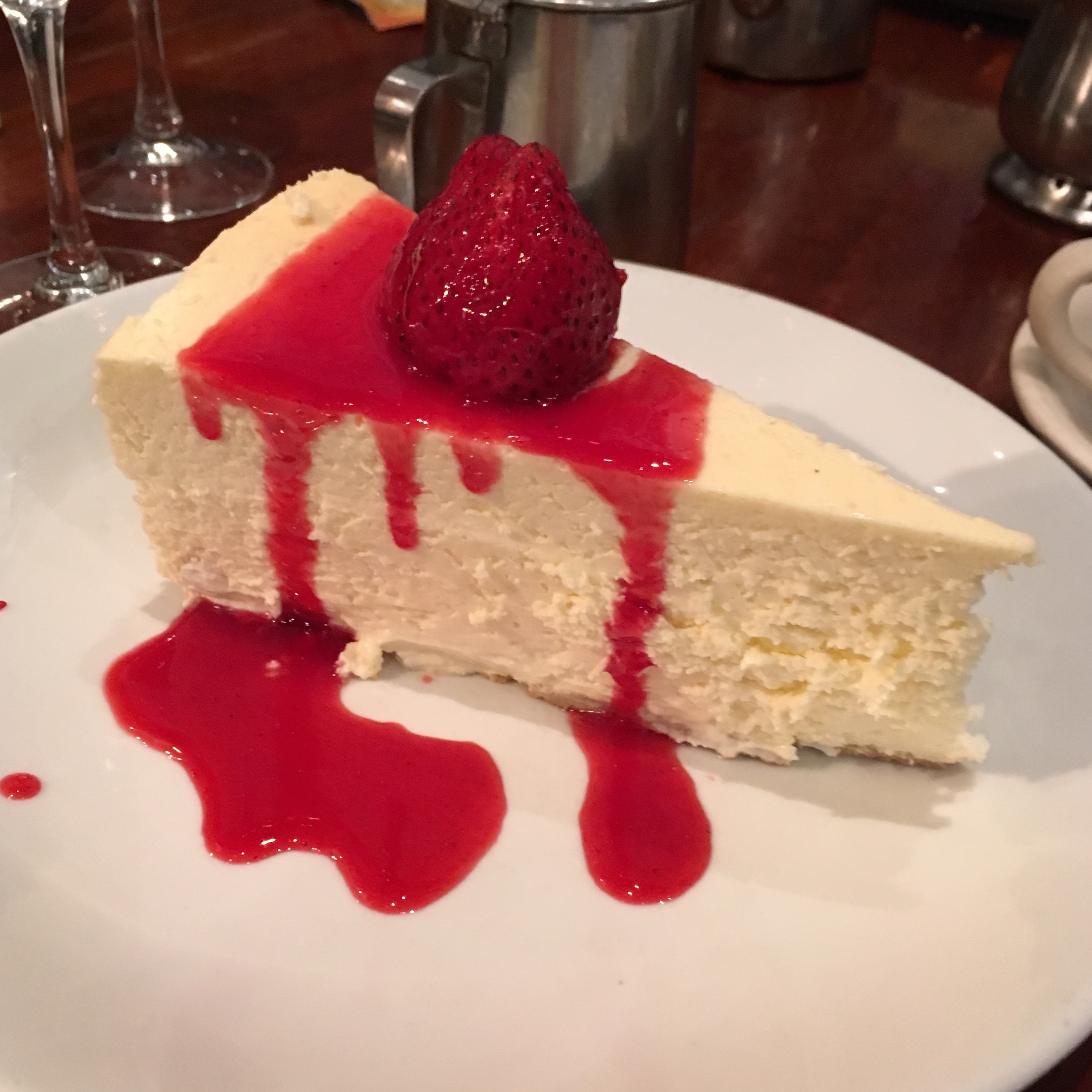 Kuchen Mit Kerzen Ausmalbild Malvorlage Comics