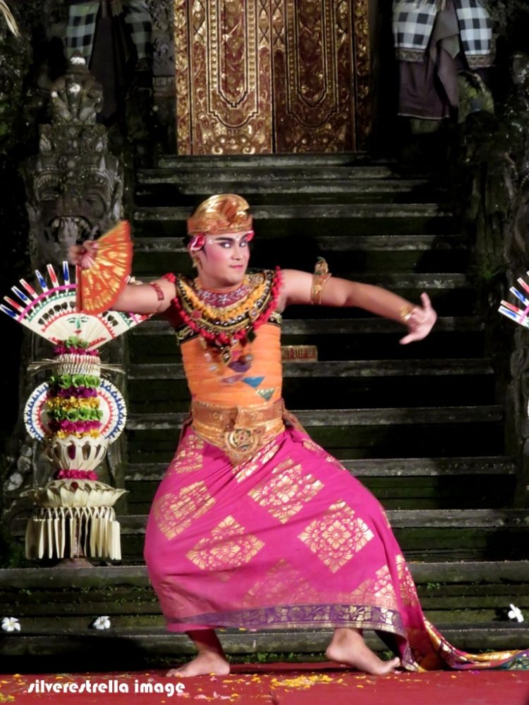 Aug 05, 2021 · contoh tarian beserta pola lantainya. Tari Legong Memiliki Pola Lantai Cara Golden