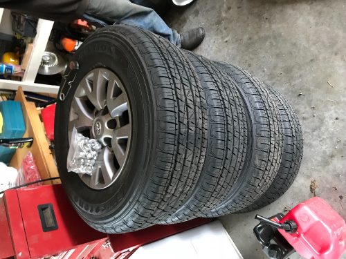 2018 toyota wheels and tires