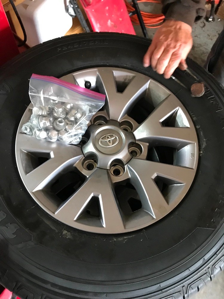 2018 toyota wheels and tires
