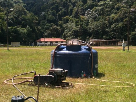 Foto: Conceição Aparecida Santos, 24/01/13, Rodoanel Norte, entrada do clube da Sabesp, zona norte da cidade de São Paulo Brasil.