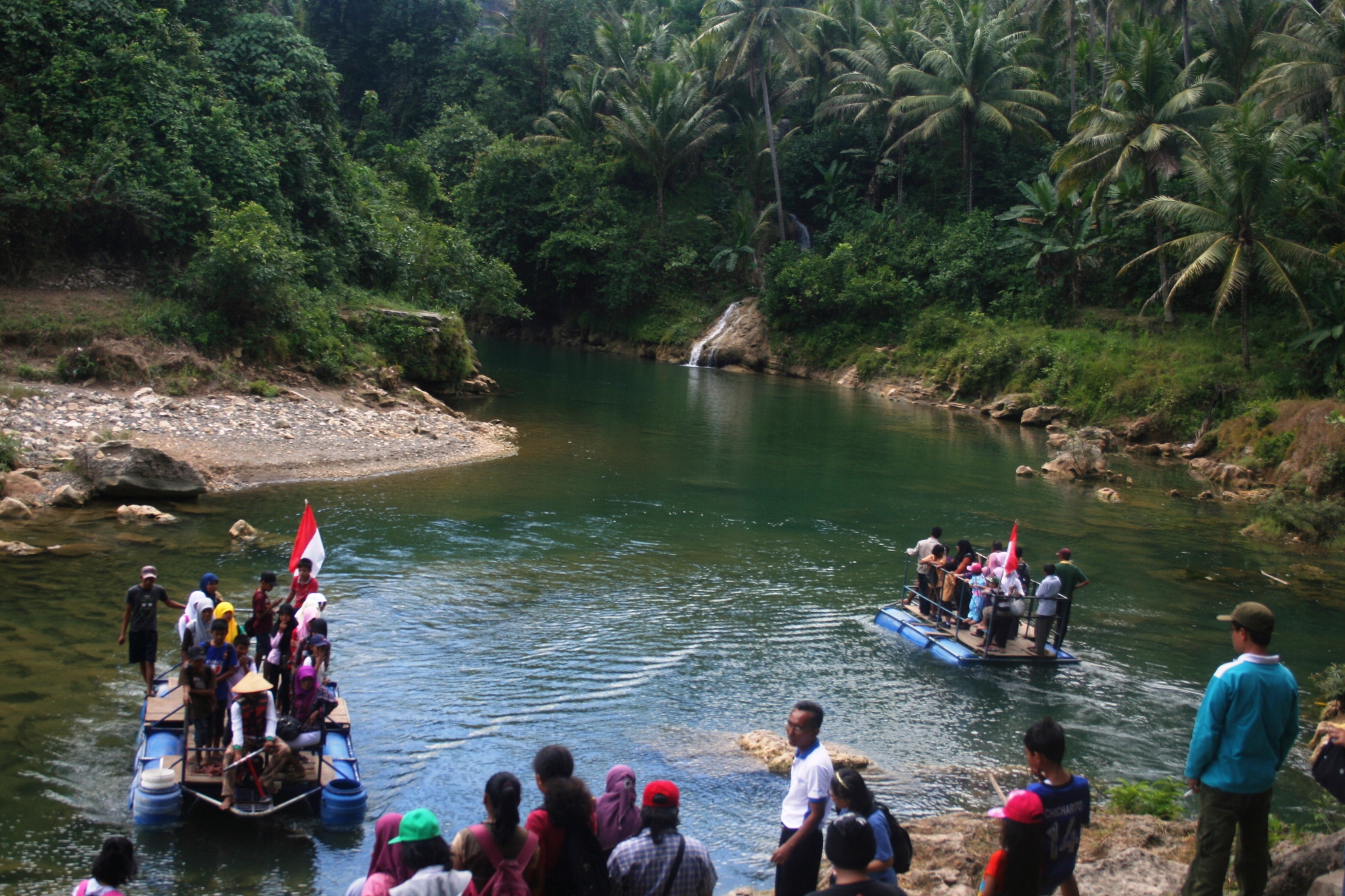 Wisata Alam Gunung Kidul, DIY Air Terjun Srigethuk di Playen (2)