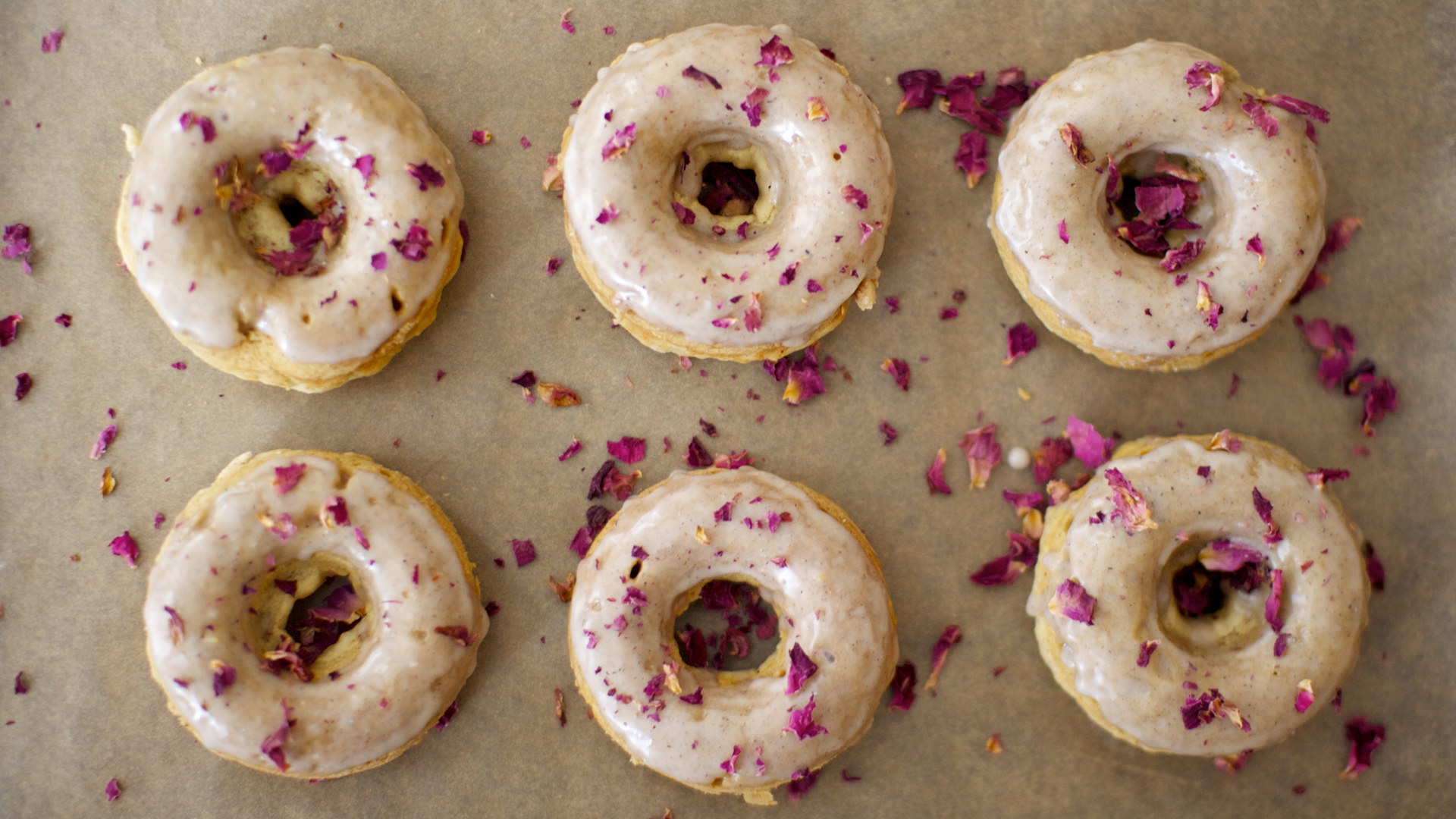 Featuring same day delivery across canada. 23 Edible Flower Recipes That Are Almost Too Pretty To Eat Sheknows