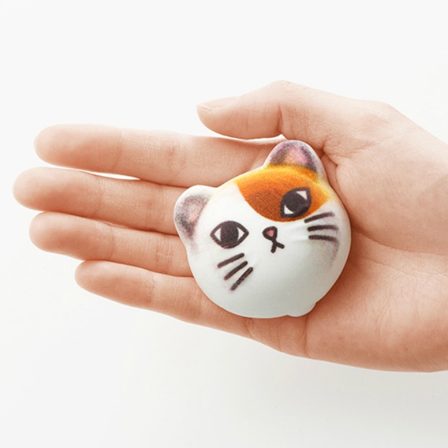 Cat marshmallows may just be too cute to eat (photos)