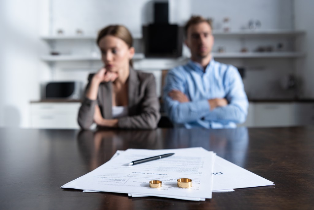 Separated but Not Divorced? Here’s When It’s OK To Date Again — & 4 Expert Tips To Do It Right