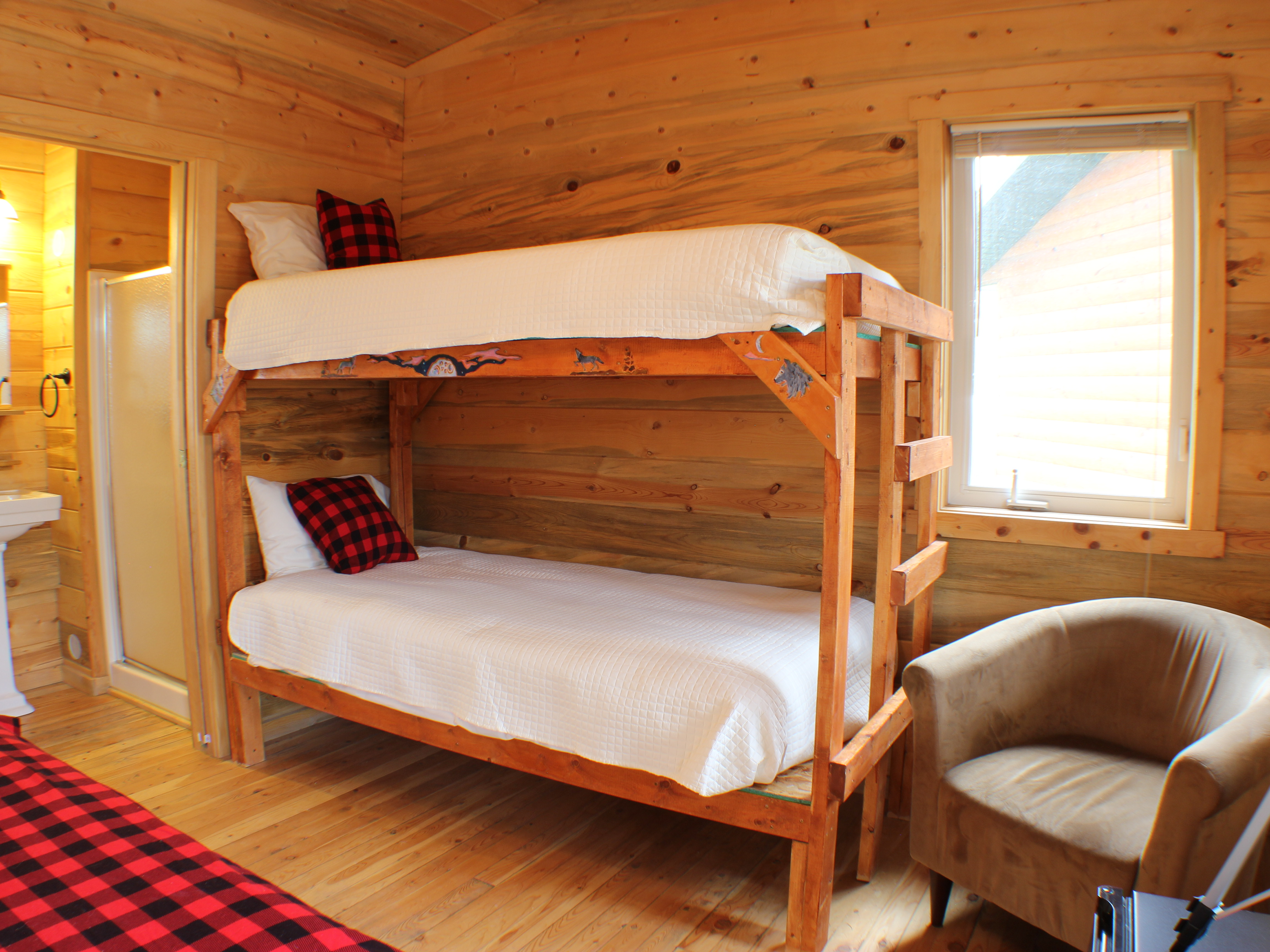 Bunk beds in full size cabin