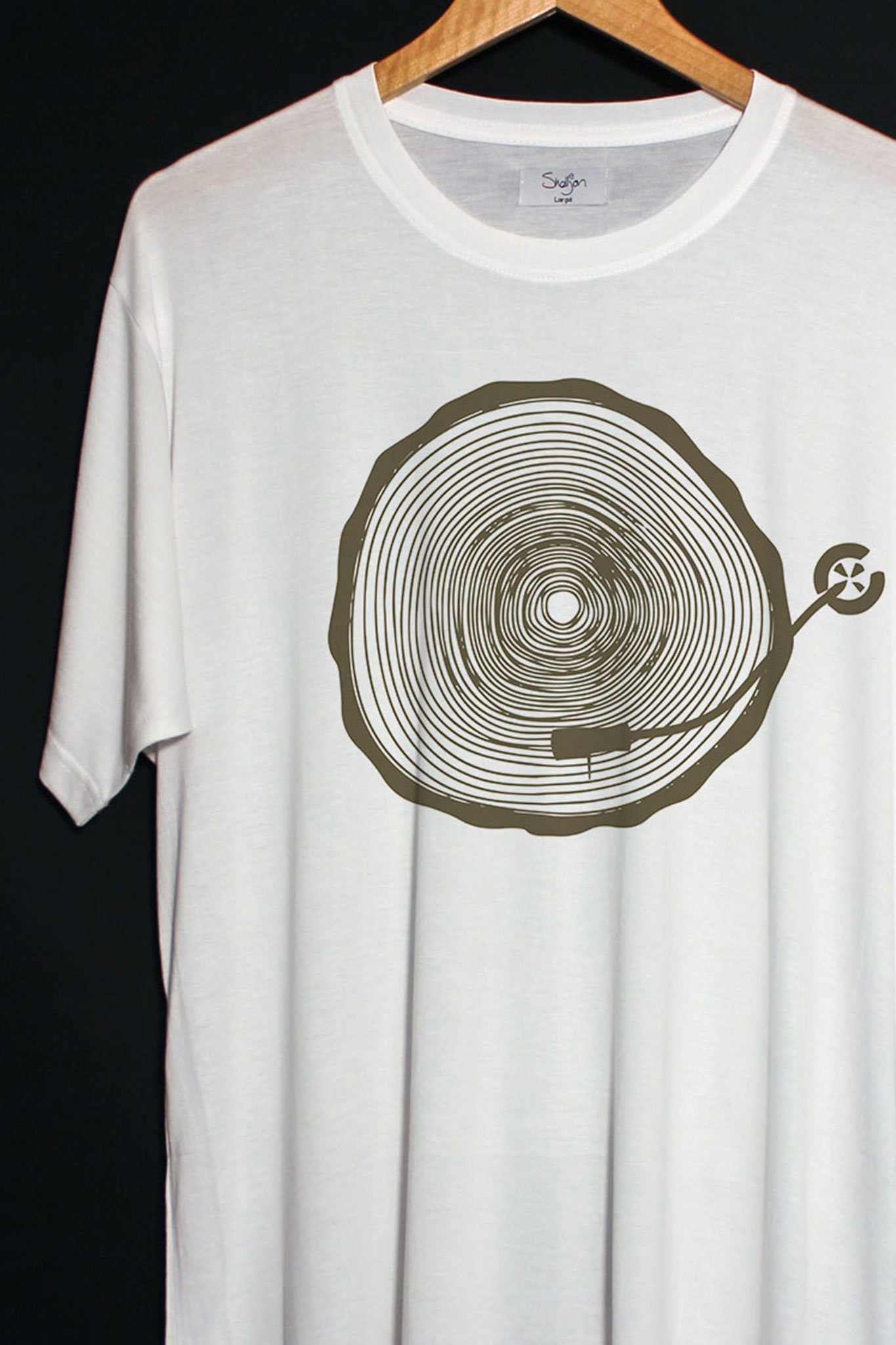 Alternative view of Tree Grooves | Bamboo T-shirt