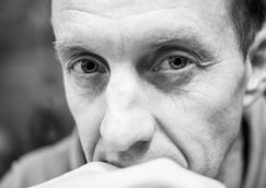 U come Urubko, fenomeno dell'alpinismo d'altissima quota, sempre “in the sharp of attak!” Cercate su youtube il suo video intervista!