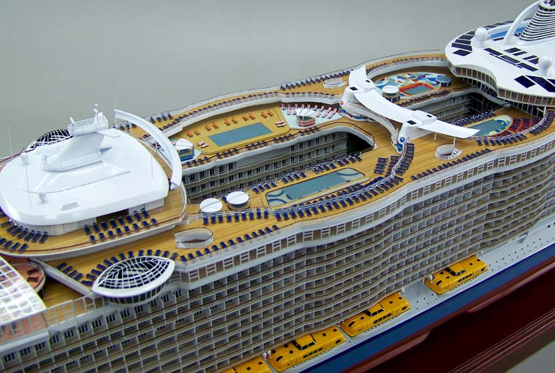 Ms Oasis Of The Seas 1 350 Scale Ship Model